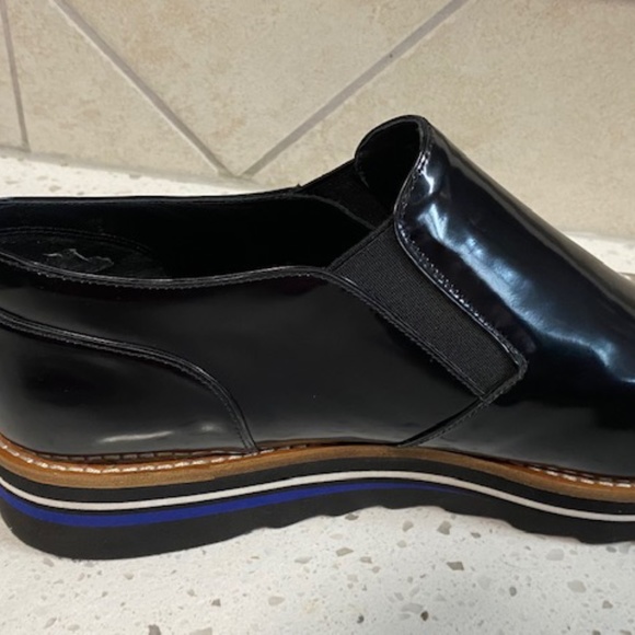 NWOB Black Vince Men's Slip on Shoes Size 10 - Picture 4 of 9